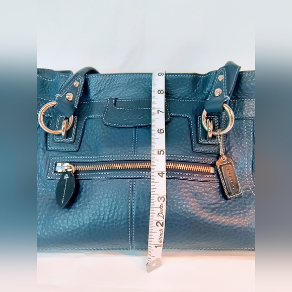 COACH Vintage Penelope Shoulder Bag in Dark Blue Pebbled Leather, Style F14682 - Picture 13 of 16